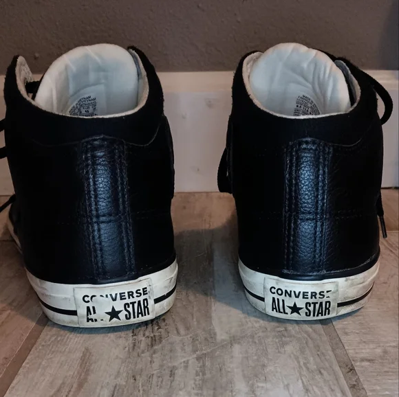 Converse Chuck Taylor All Star Leather HighTop Sneaker - Picture 4 of 7